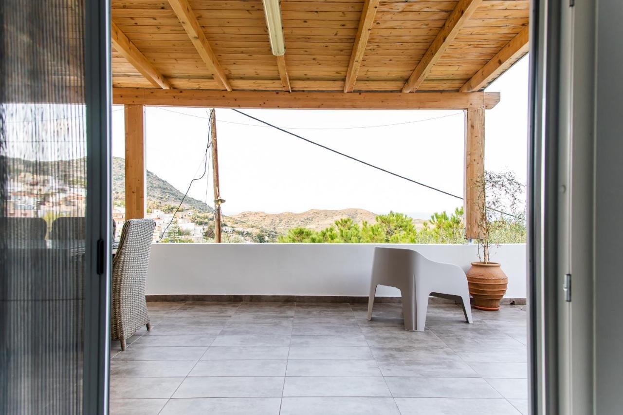 Chic & Spacious House In Rodia Heraklion Экстерьер фото